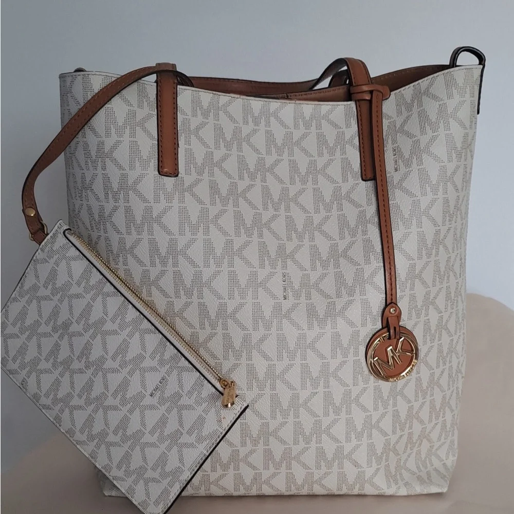 Michael Kors Cream and Tan Tote with Gold Accents - Picture 1 of 1